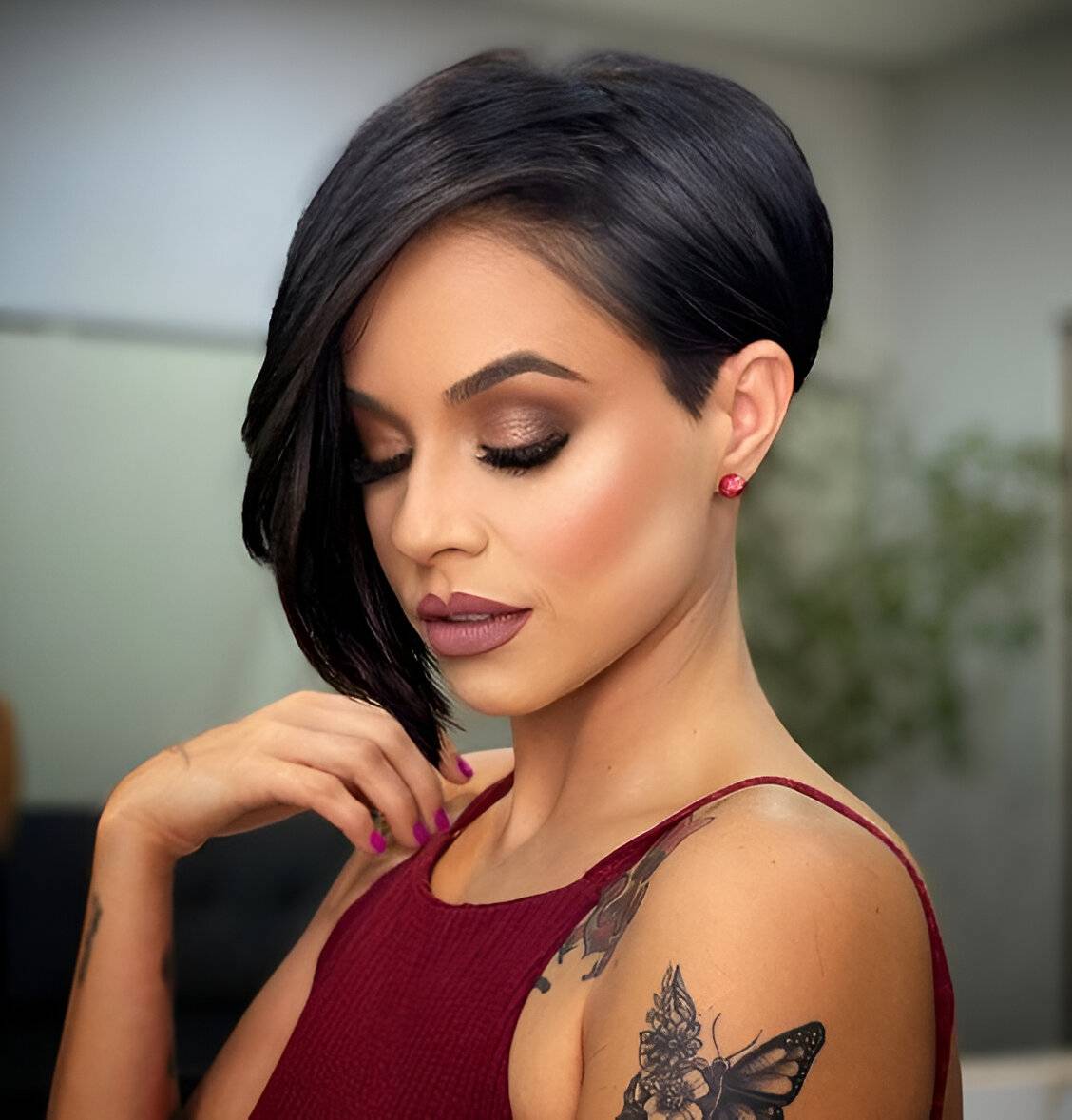 25 Trendiest Short Asymmetrical Haircuts For A Cool Chic Look - 163