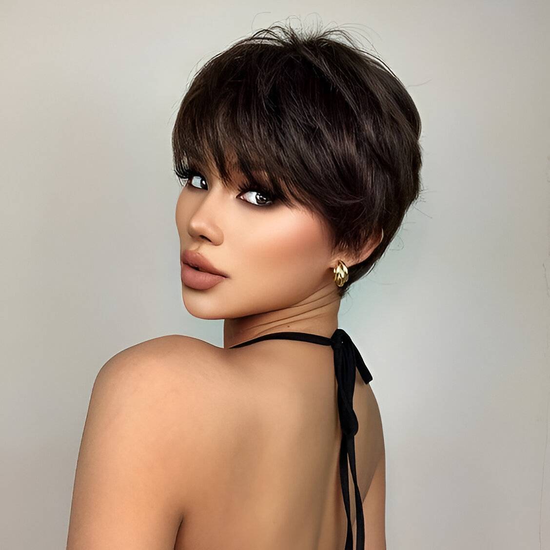 25 Trendiest Short Asymmetrical Haircuts For A Cool Chic Look - 209