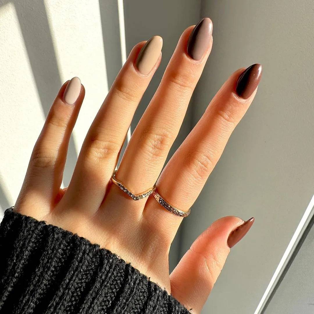 30 Autumn Nail Designs Too Chic To Resist - 211