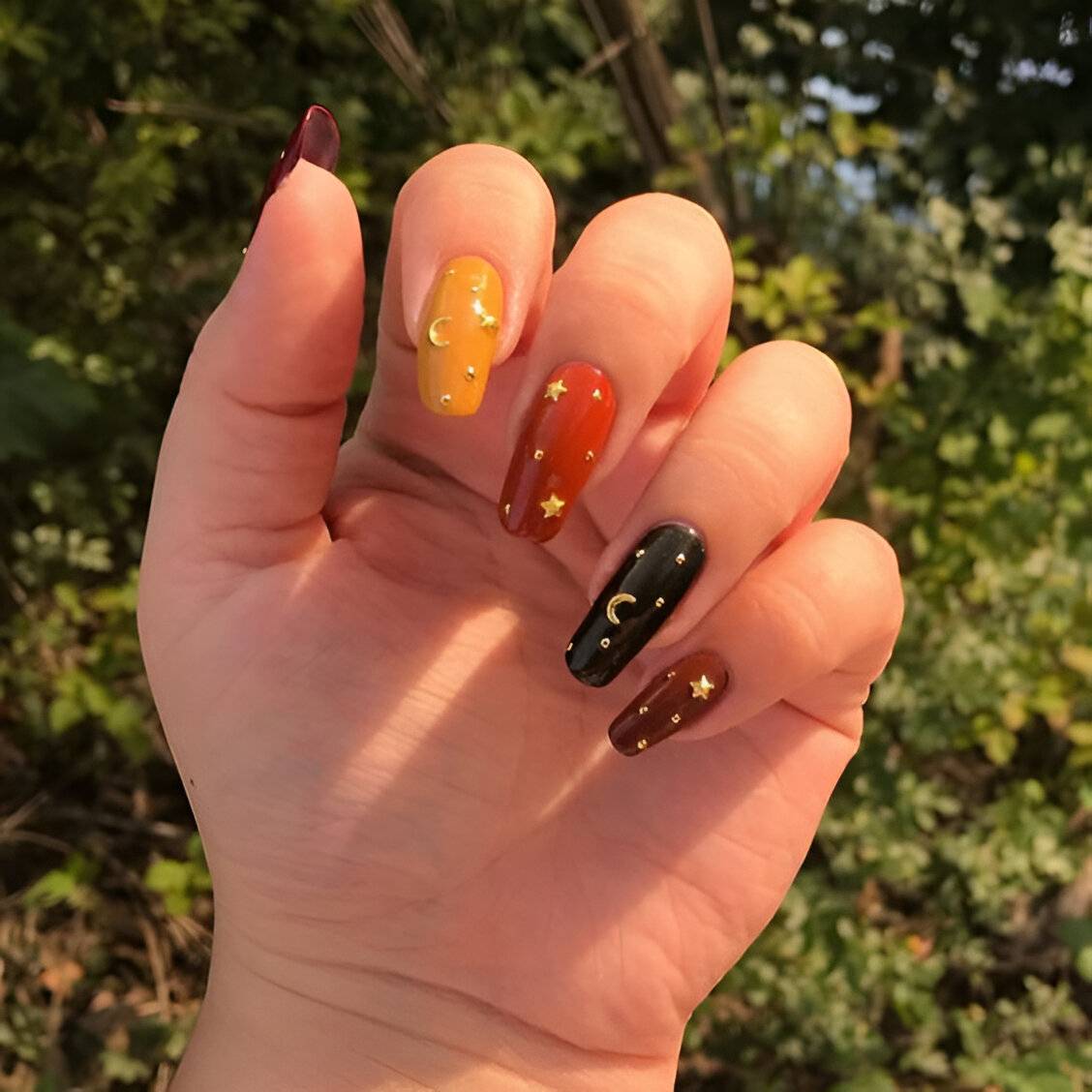 30 Autumn Nail Designs Too Chic To Resist - 201
