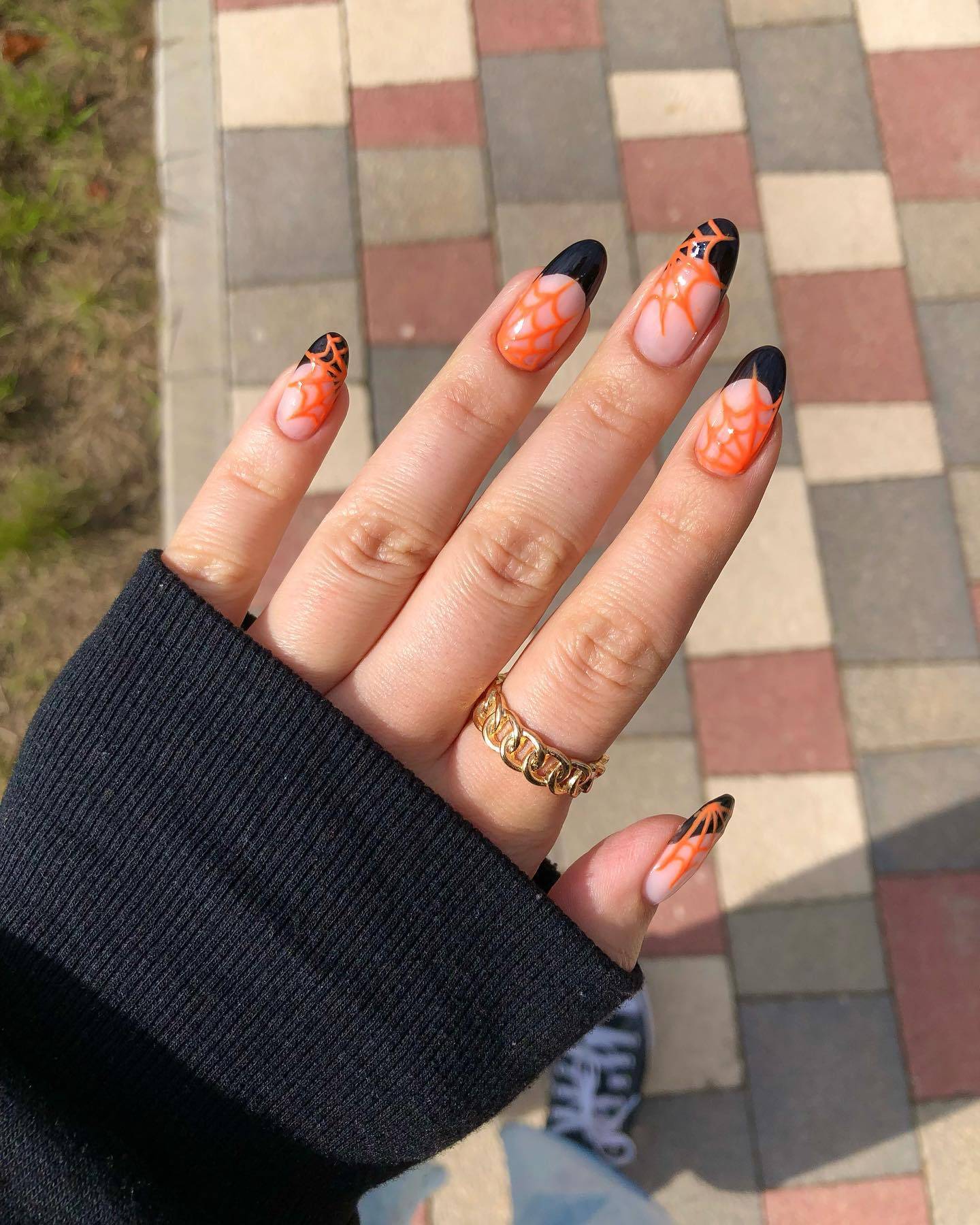 30 Chic Orange Nail Ideas To Make You Look Stunning - 207