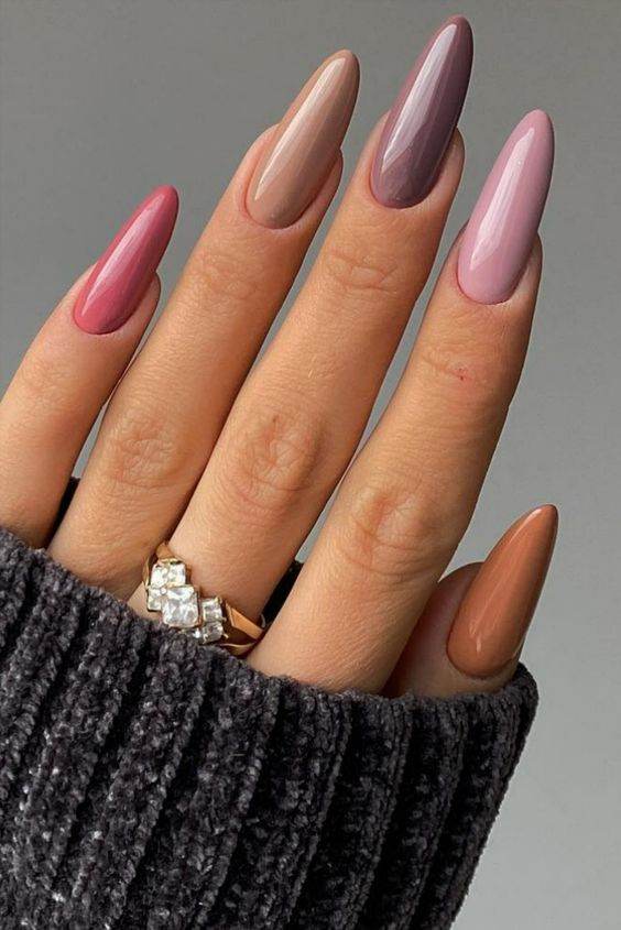 30 Easy-To-Copy Fall Manicure Looks For September - 219