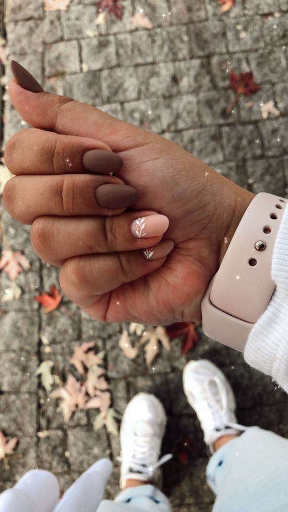 30 Easy-To-Copy Fall Manicure Looks For September - 245