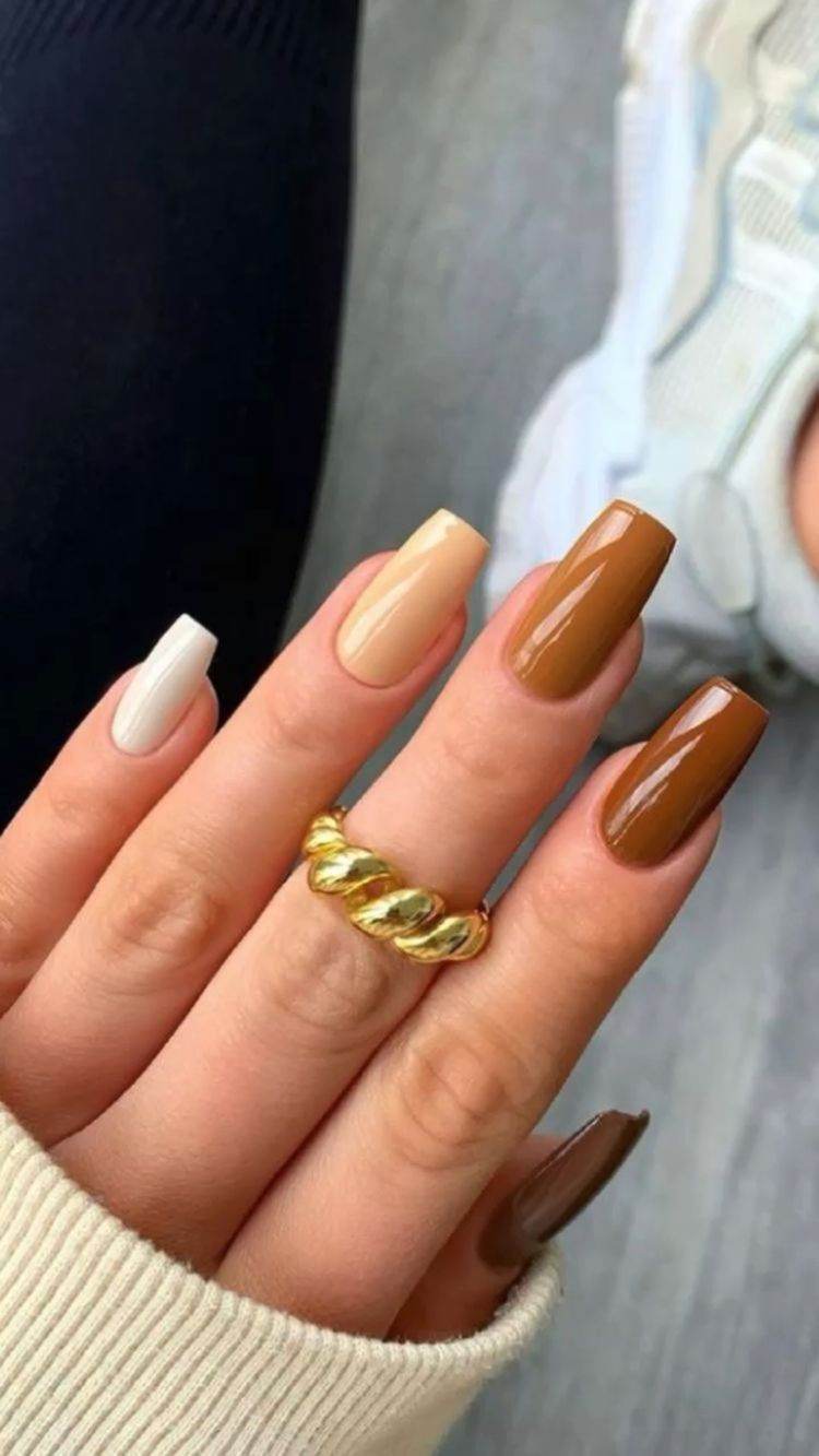 30 Easy-To-Copy Fall Manicure Looks For September - 201