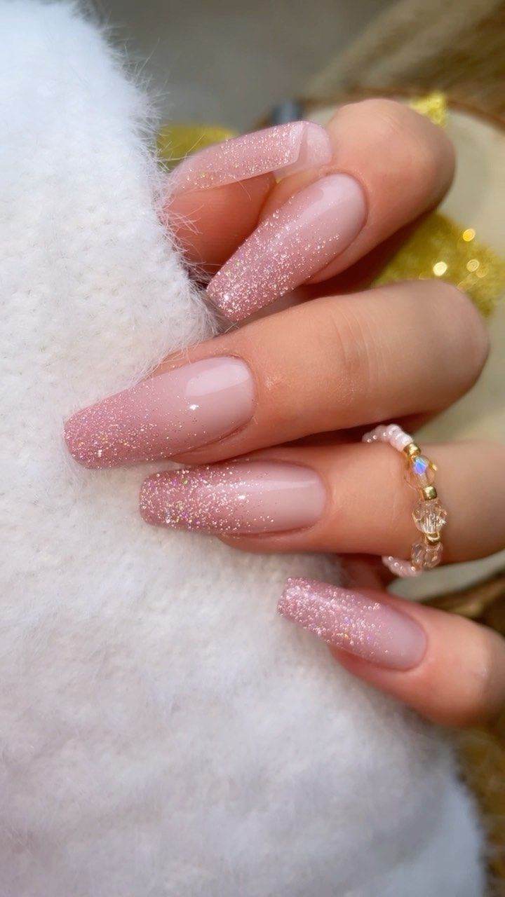 Gorgeous Glitter Nails Ideas To Shine All Year Round - T-News