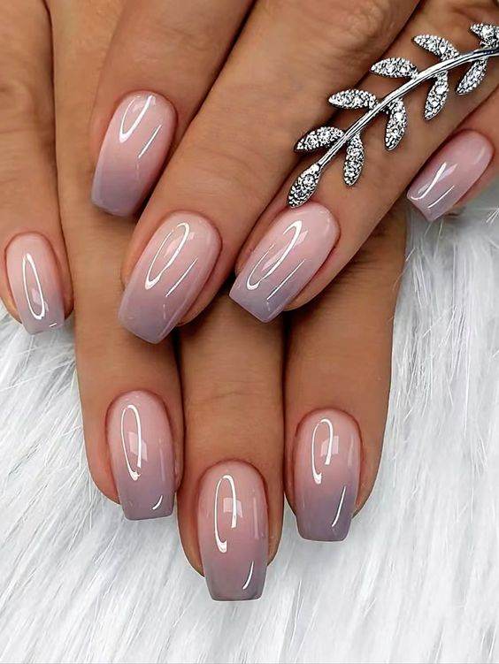 30 Simple But Pretty Short Square Nails - T-News
