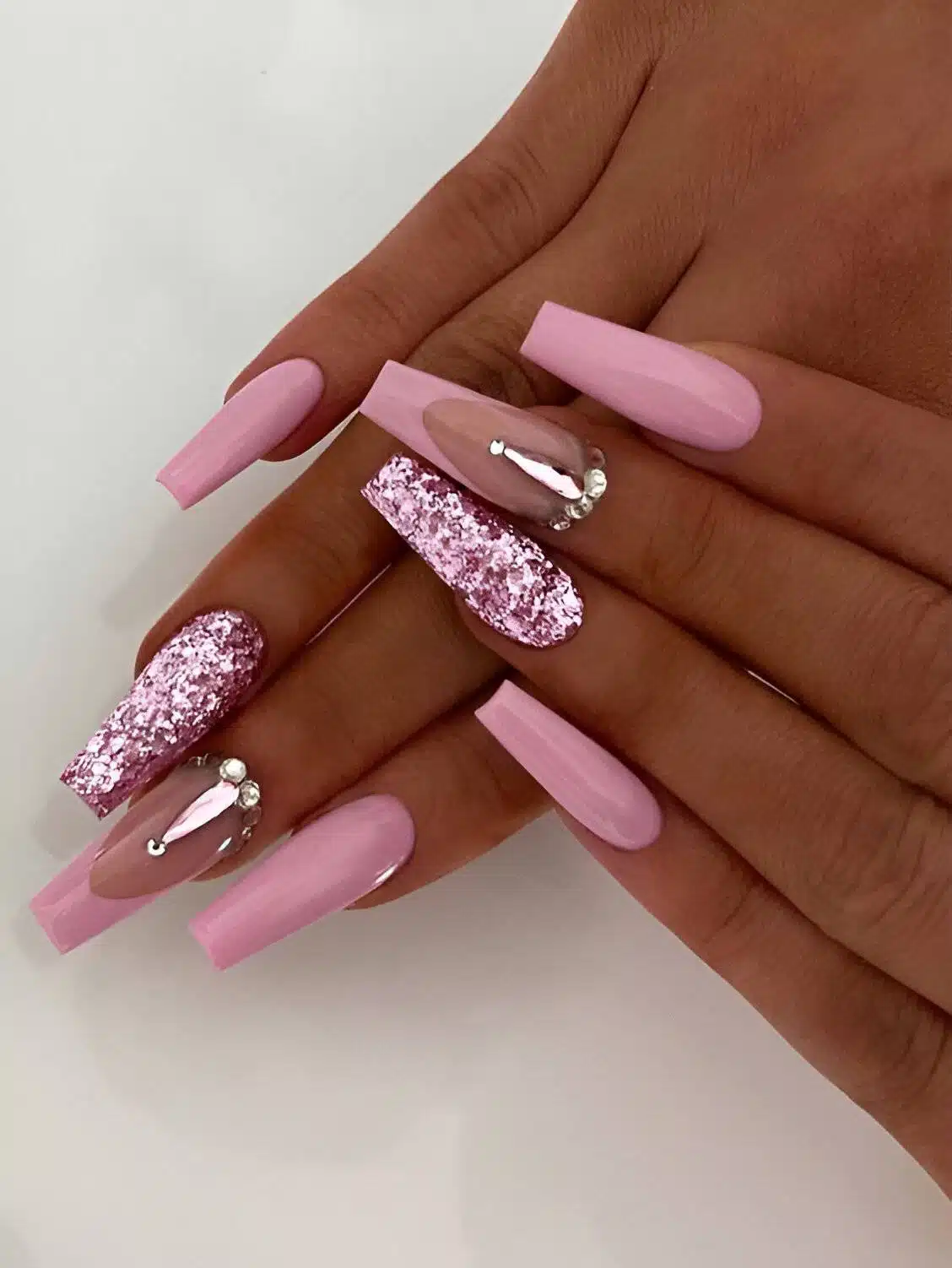 30 Stunning Pink Nail Ideas Too Charming To Skip - 231