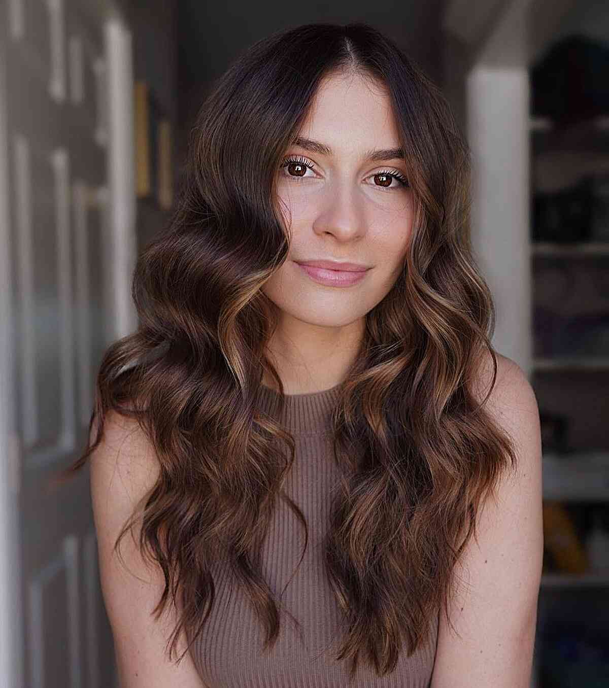Instant Glam Up: 25 Stunning Chocolate Brown Hair Ideas - 189
