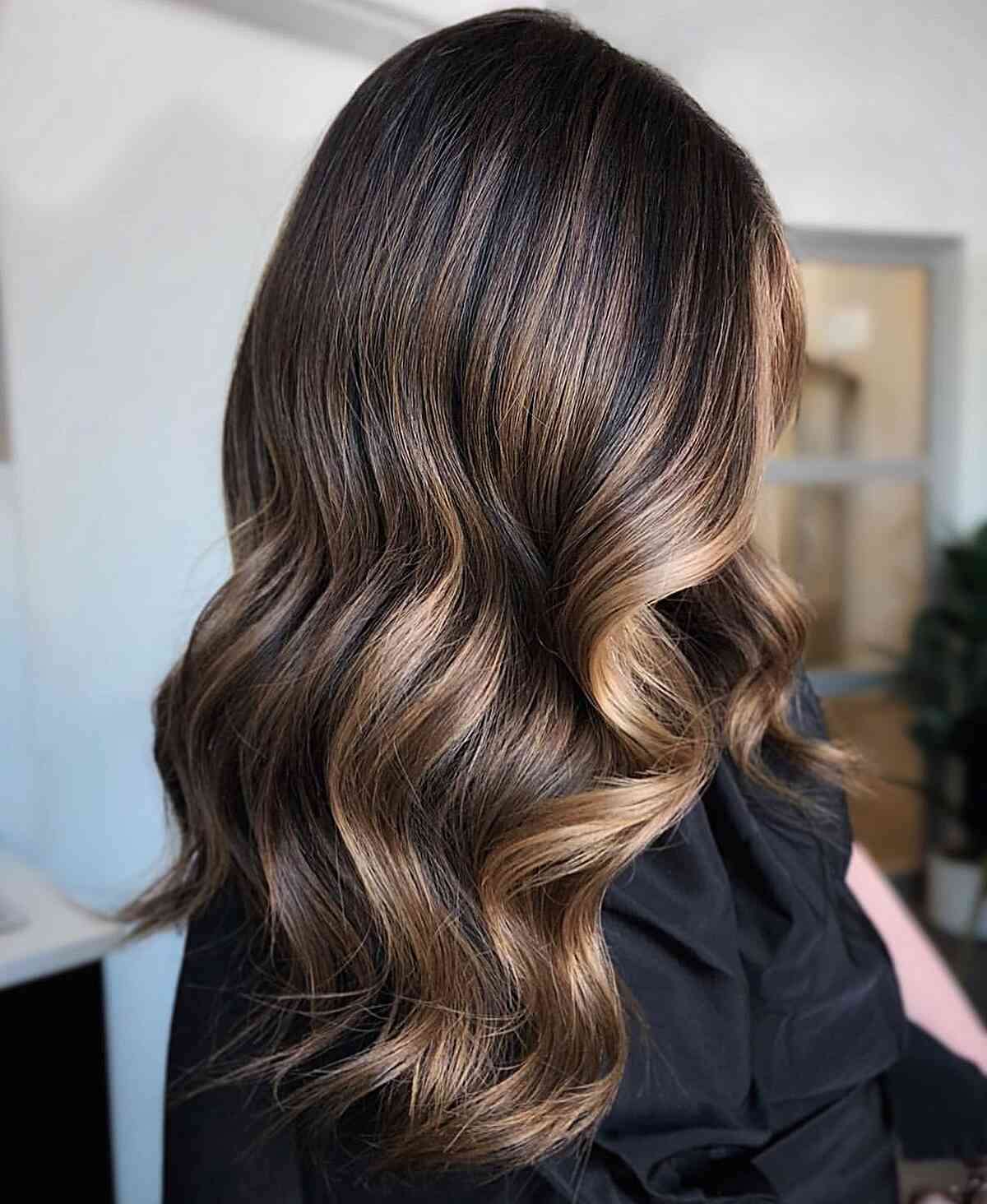 Instant Glam Up: 25 Stunning Chocolate Brown Hair Ideas - 203