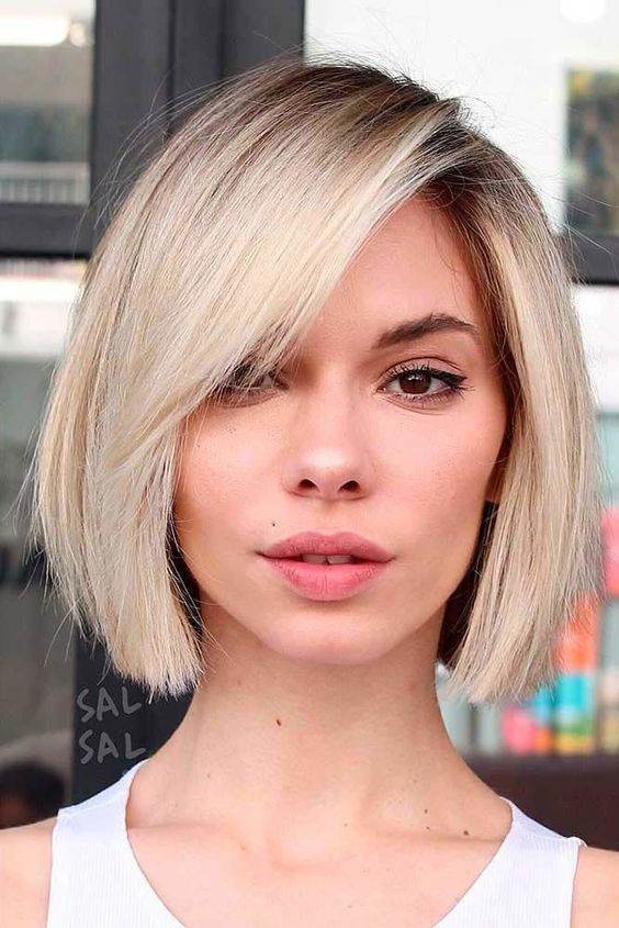 Shine Bright Like A Diamond With These 25 Gorgeous Straight Bob Haircuts - 189