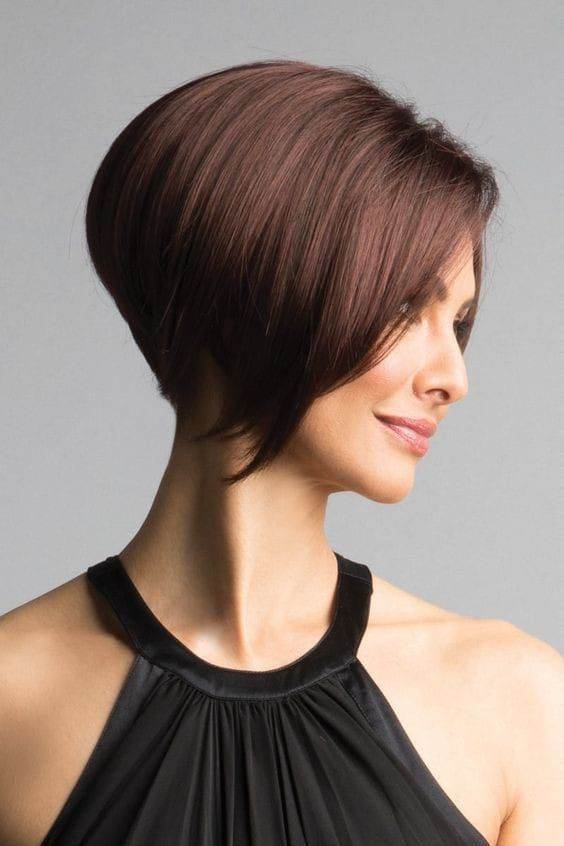 Shine Bright Like A Diamond With These 25 Gorgeous Straight Bob Haircuts - 193