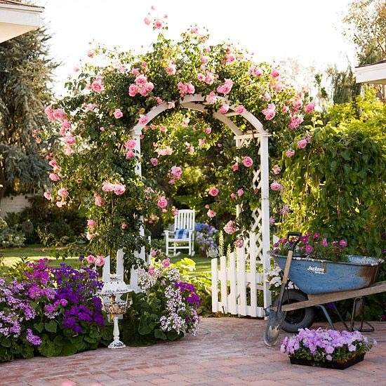 30 Garden Gate Ideas To Make A Strong Impression - 209