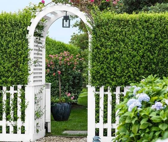 30 Garden Gate Ideas To Make A Strong Impression - 247