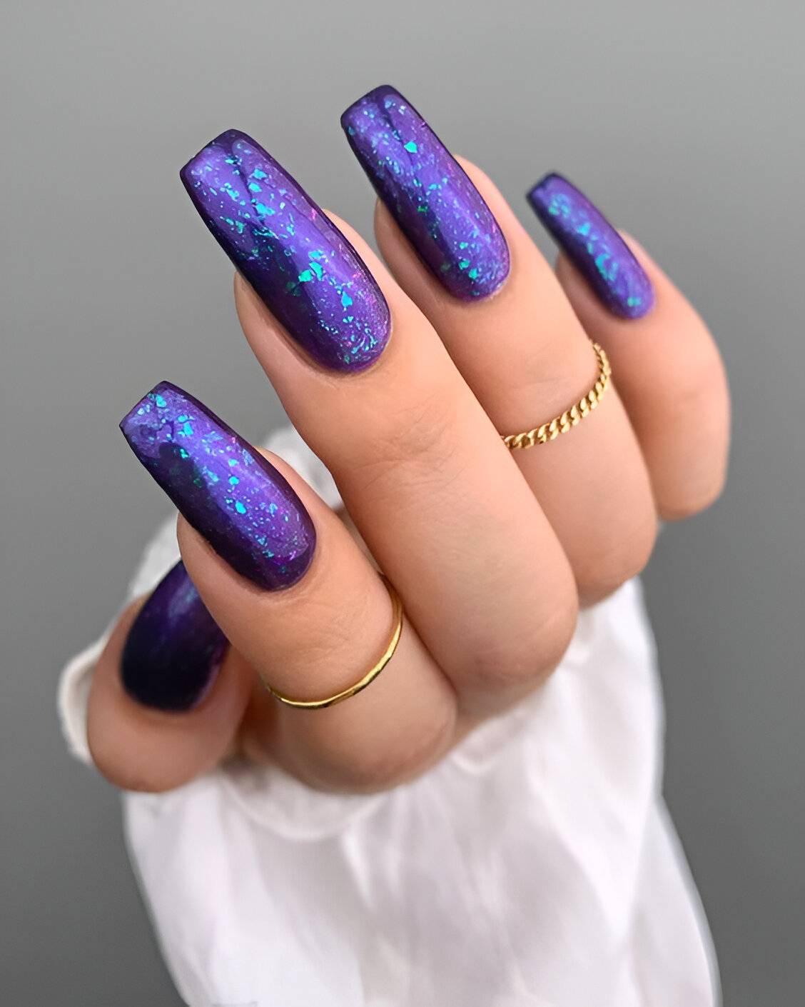 30 Chic Chrome Nail Designs For The Ultimate Glam Look - 229