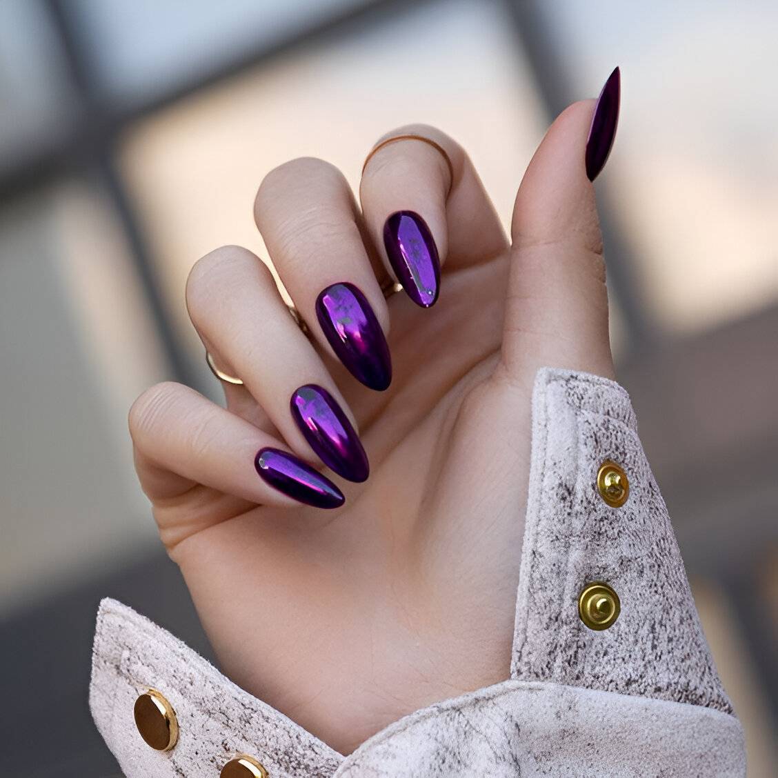 30 Chic Chrome Nail Designs For The Ultimate Glam Look - 197
