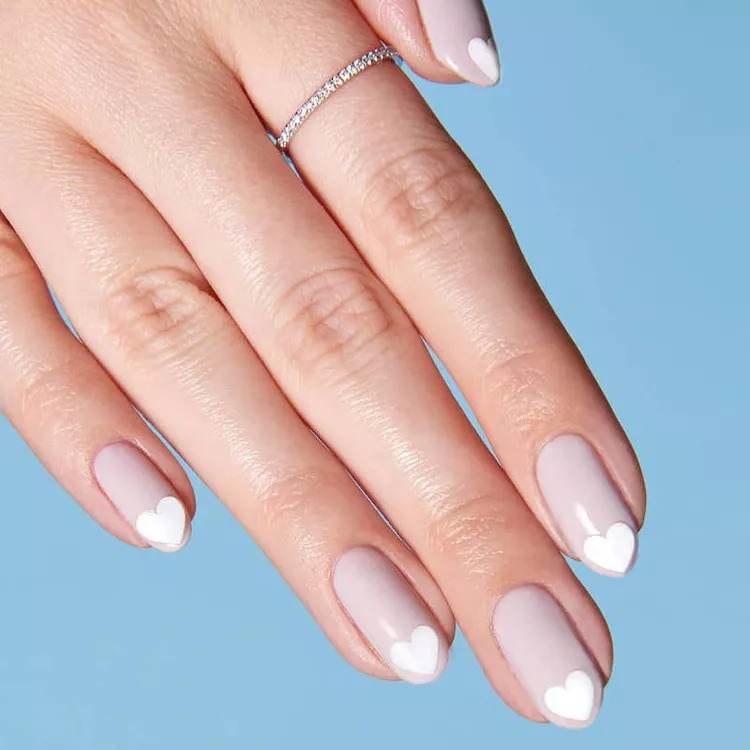 30 Drool-Worthy Short Almond Nail Ideas Every Chic Lady Needs - 213