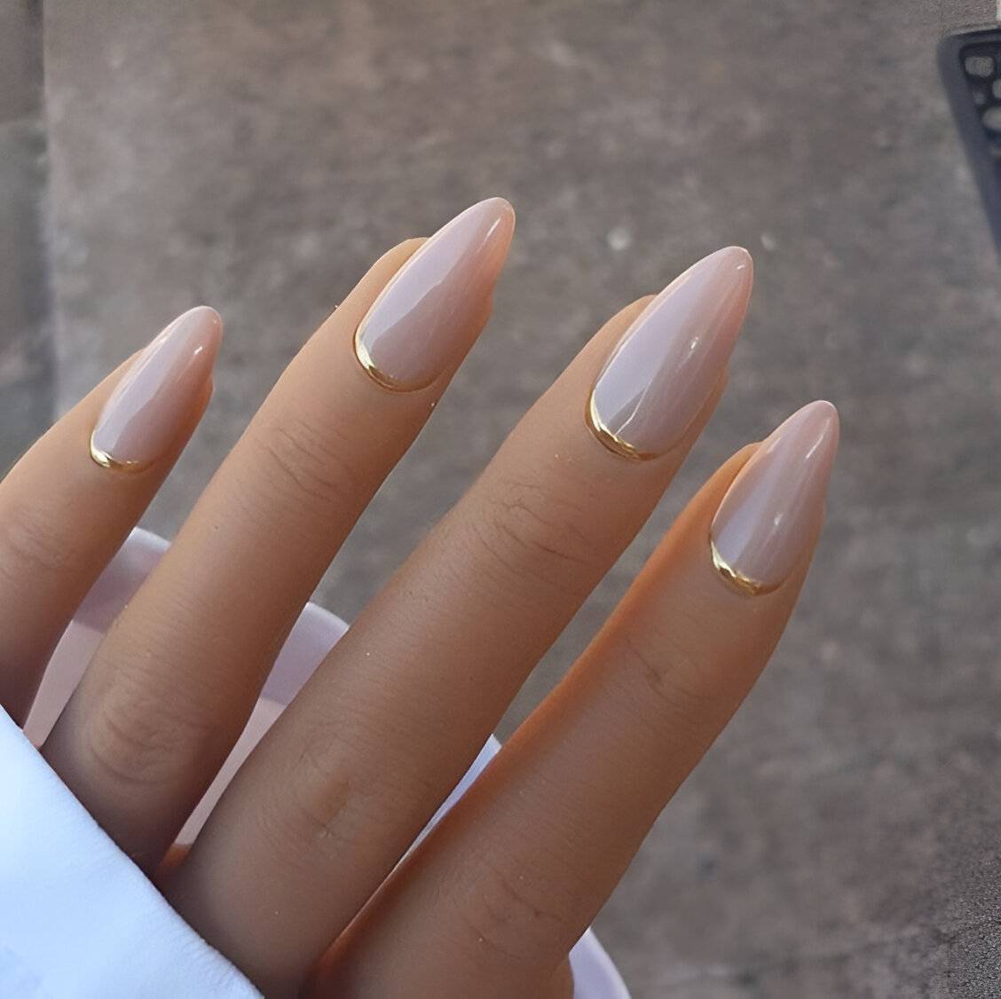30 Drool-Worthy Short Almond Nail Ideas Every Chic Lady Needs - 221