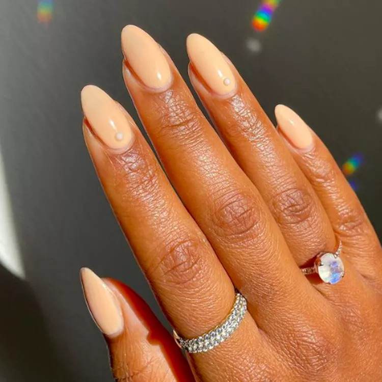 30 Drool-Worthy Short Almond Nail Ideas Every Chic Lady Needs - 201