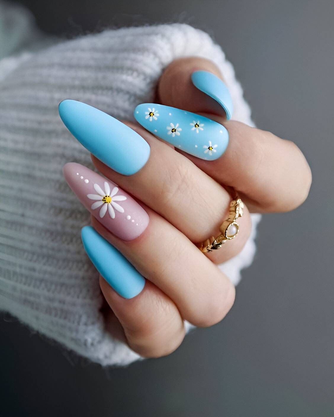 30 Gorgeous Flower Nail Designs No Pretty Girl Should Miss - 221
