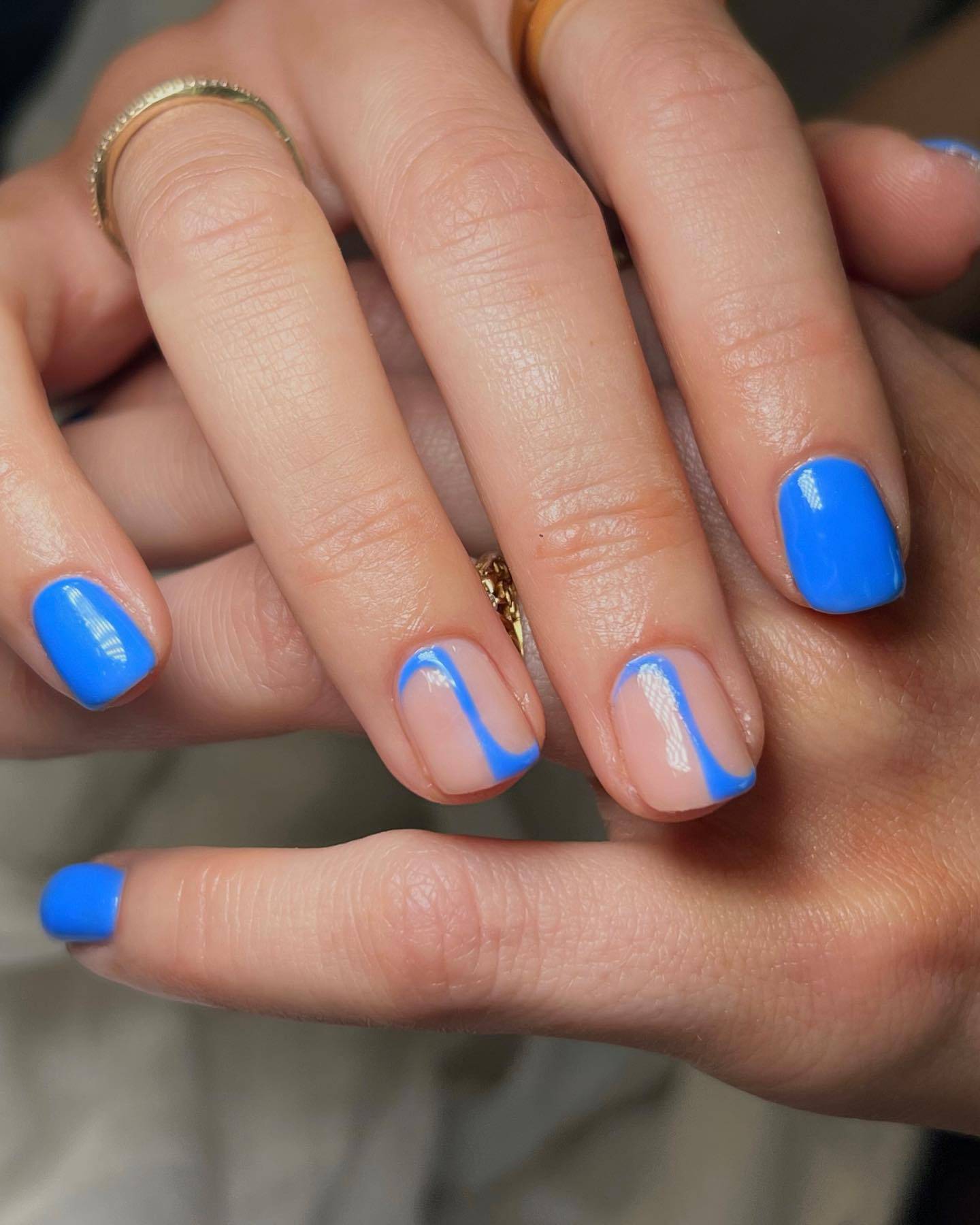 30 Simple But Gorgeous Blue Manis For The Ultimate Chic Vibe - 227