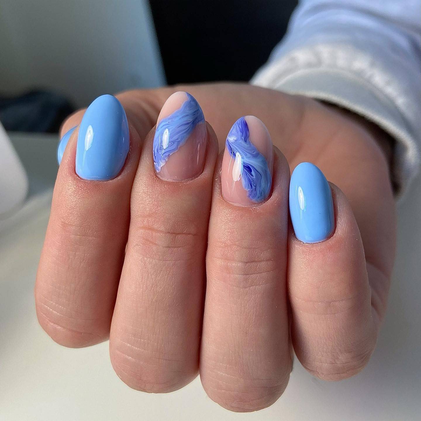 30 Simple But Gorgeous Blue Manis For The Ultimate Chic Vibe - 235