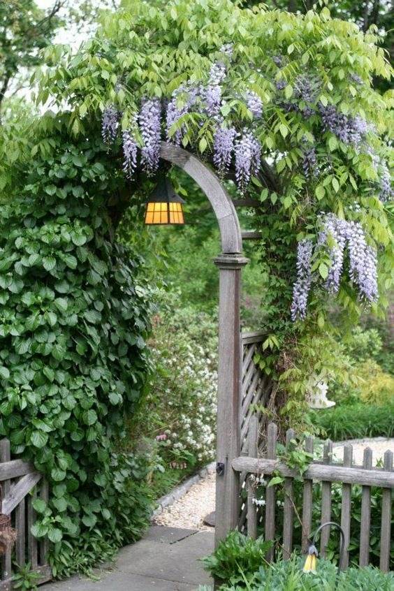 30 Cottage Garden Ideas To Bring Vintage Charm To Your Landscape - 215