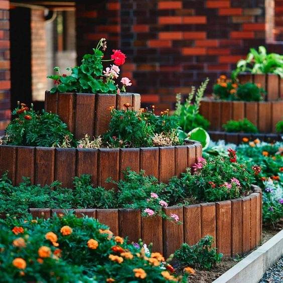 33 Tiered Planter Ideas To Create A Stunning Vertical Garden - 247