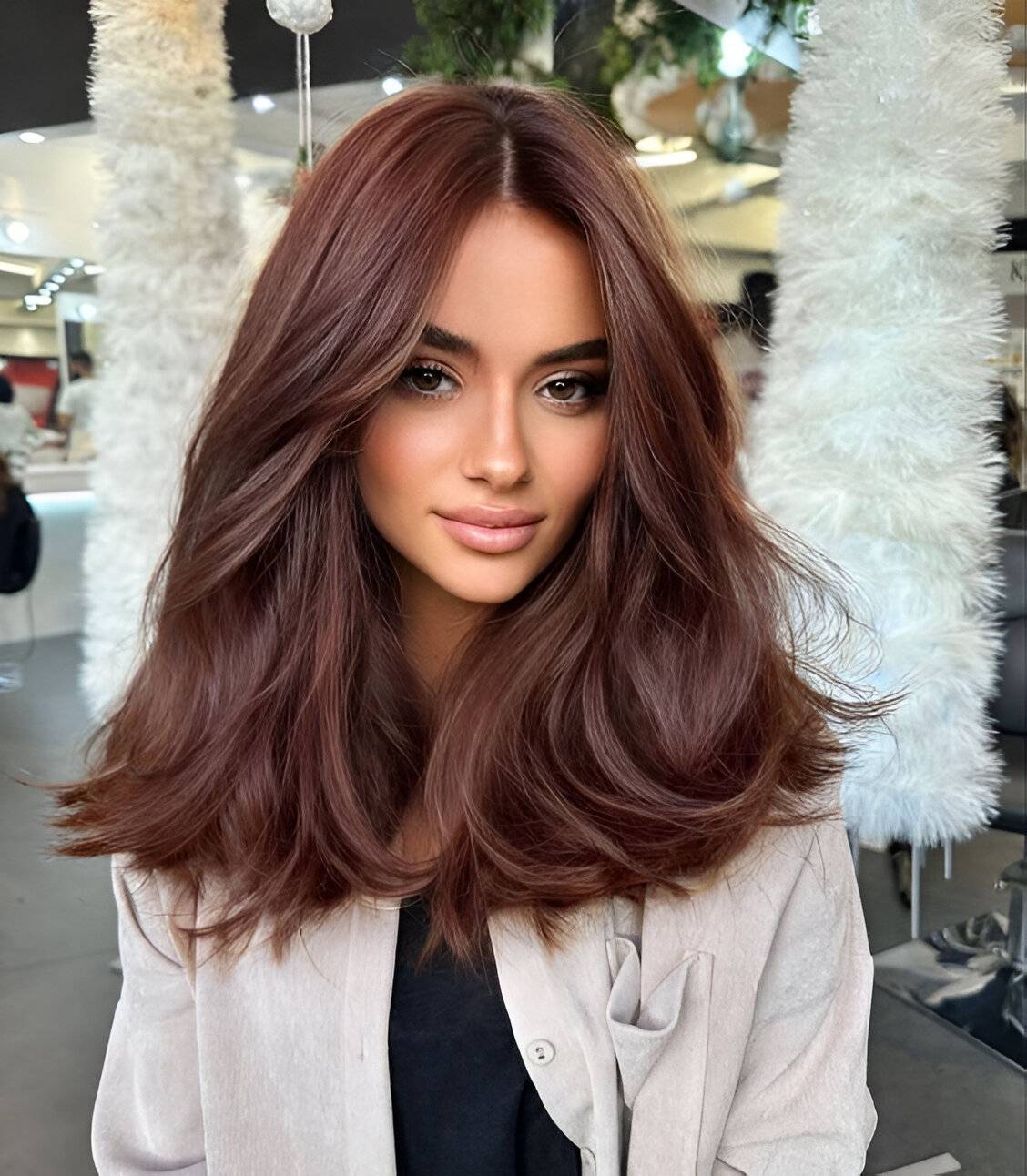 27 Drool-Worthy Dark Brown Hair Colors For Sexy Brunettes 22