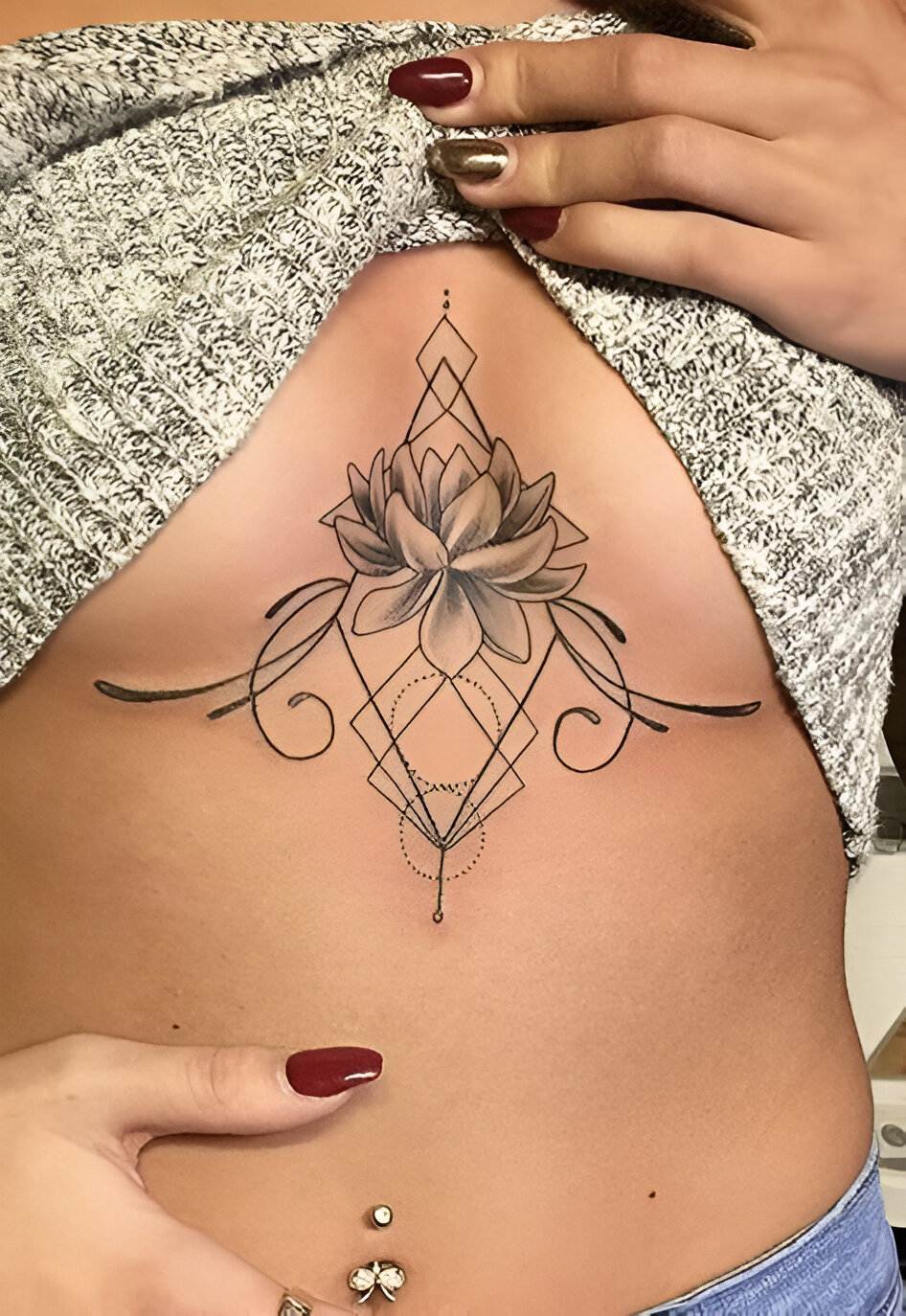 27 Elegant Chest Tattoos For Women To Elevate Their Beauty 24
