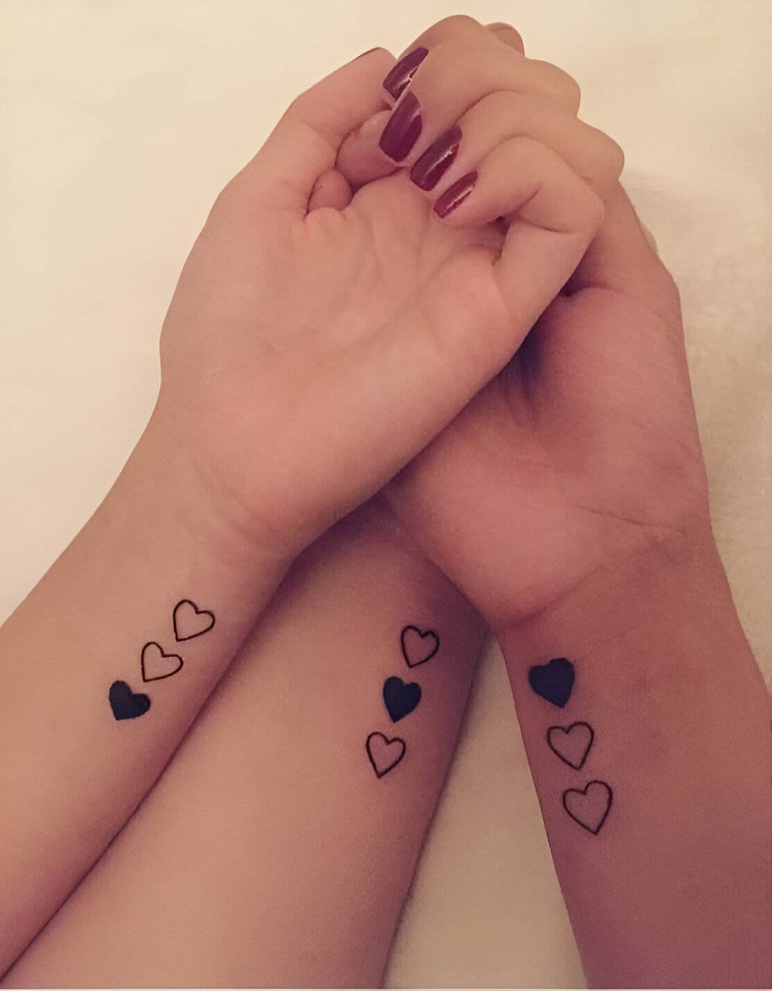 27 Feminine Best Friend Tattoos With The Perfect Elegant Touch 10