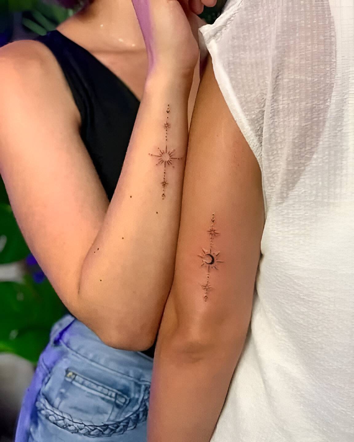 27 Feminine Best Friend Tattoos With The Perfect Elegant Touch 14