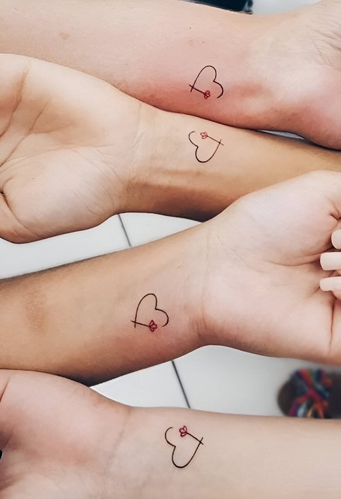 27 Feminine Best Friend Tattoos With The Perfect Elegant Touch 17