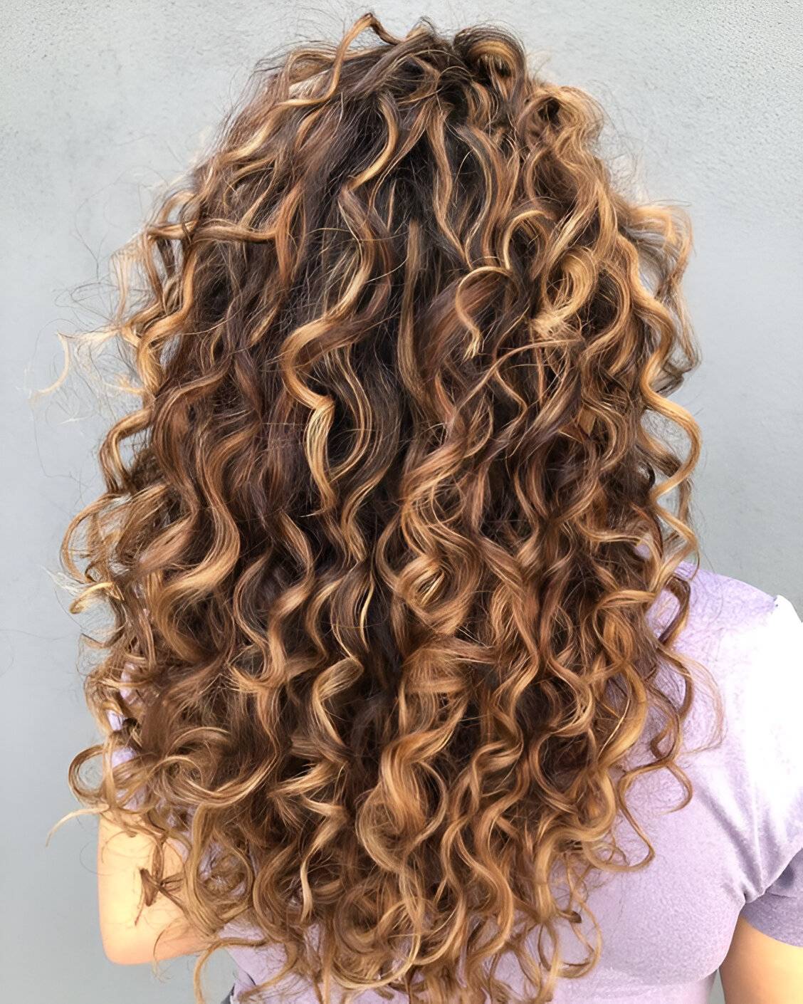 27 Gorgeous Golden Brown Hair Ideas To Make You Stunning Like A Model 24