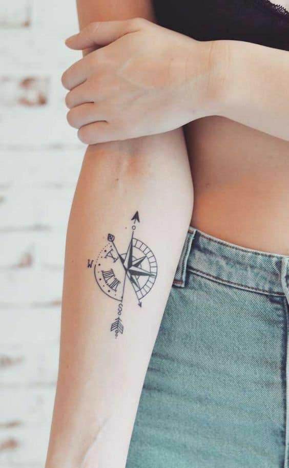 27 Stunning Forearm Tattoos To Vamp Up Your Femininity 1 