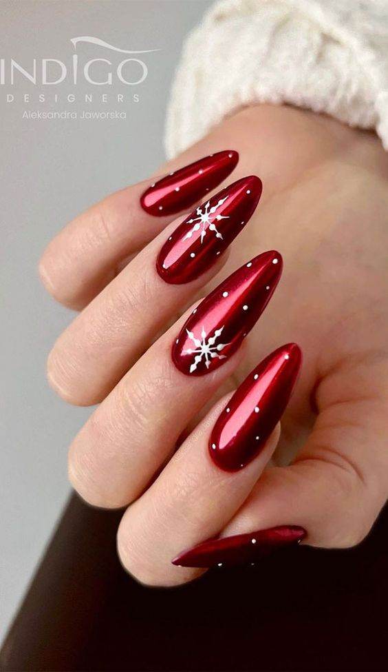 30 Drool-Worthy Red Christmas Nails To Celebrate The Holiday Season 19