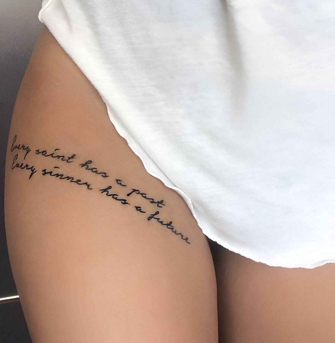 30 Elegant Thigh Tattoos To Level Up Your Sexiness And Charm 17