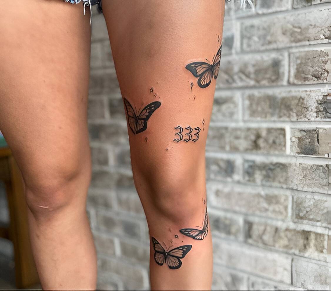 30 Elegant Thigh Tattoos To Level Up Your Sexiness And Charm 24