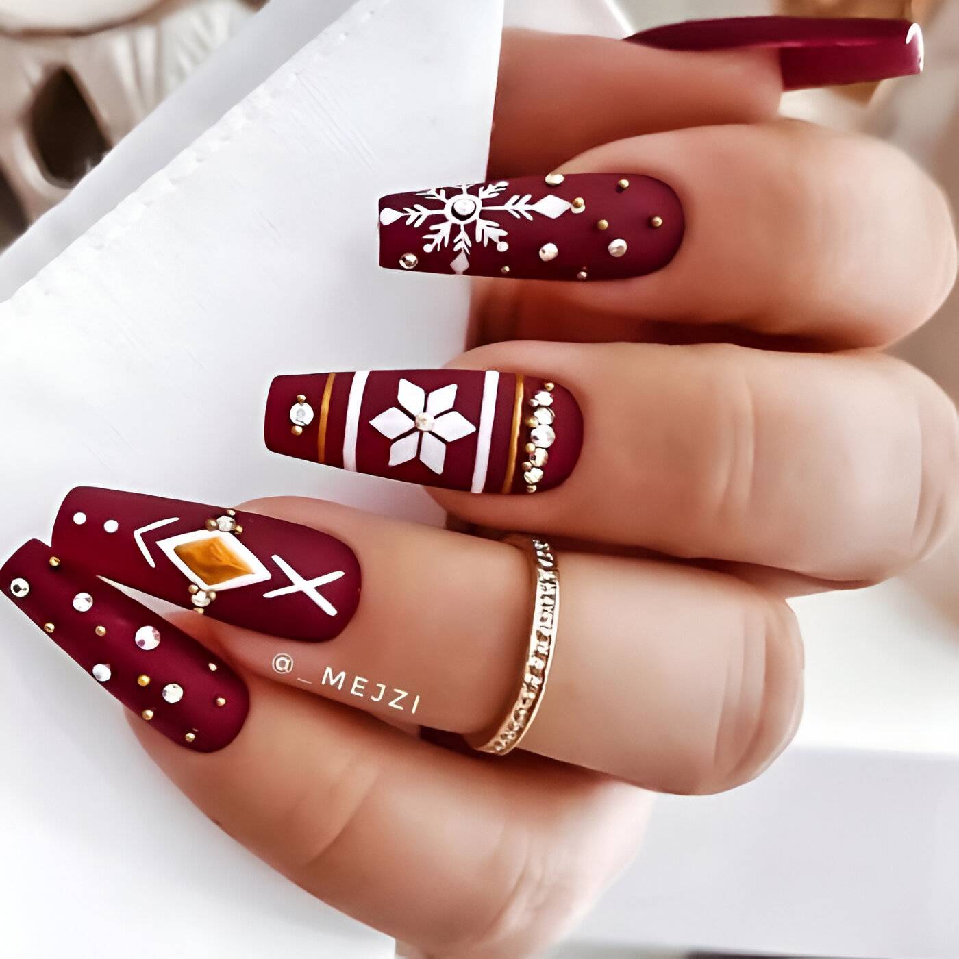 Burgundy Christmas Manicure