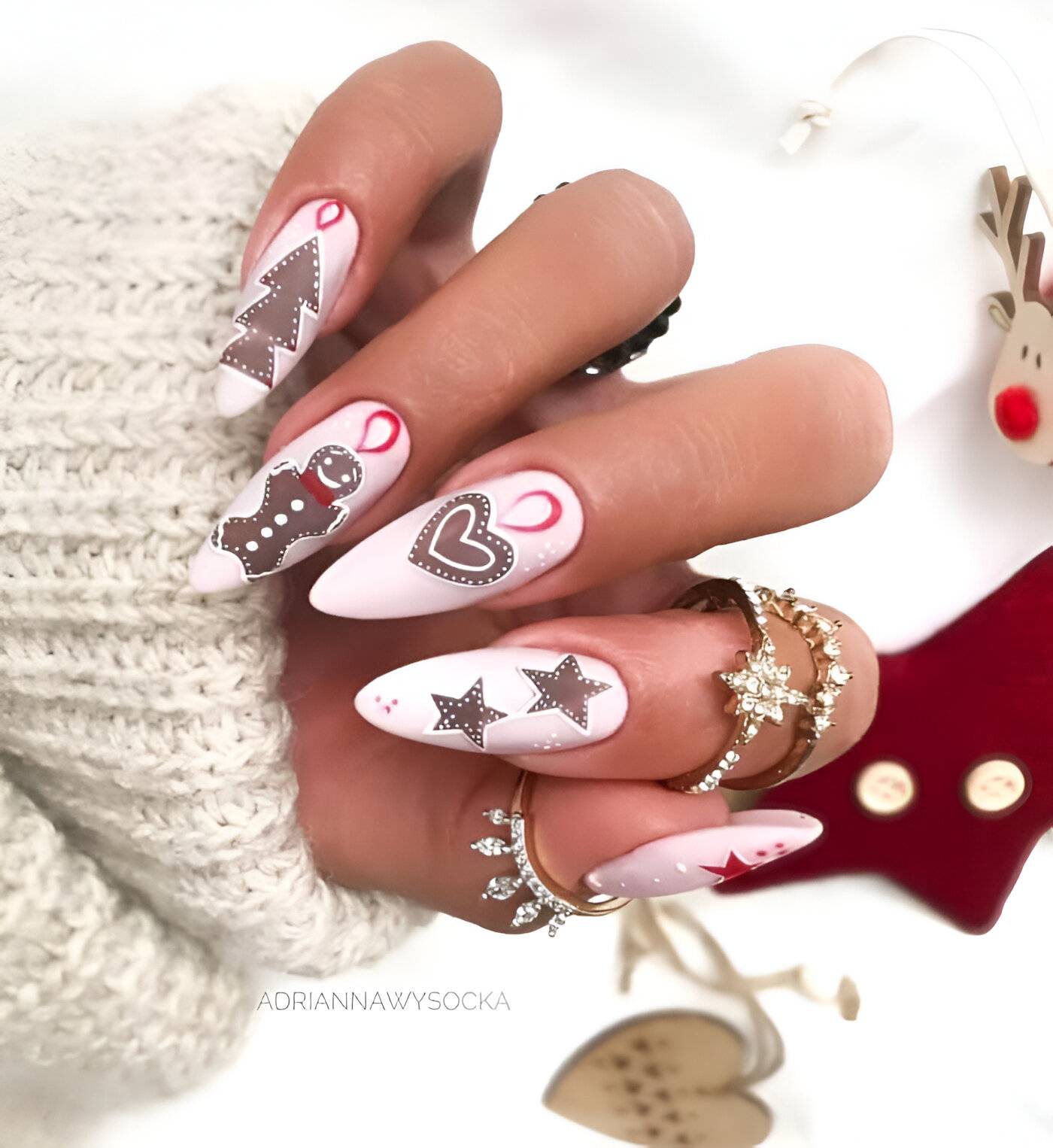 Cookie Nails