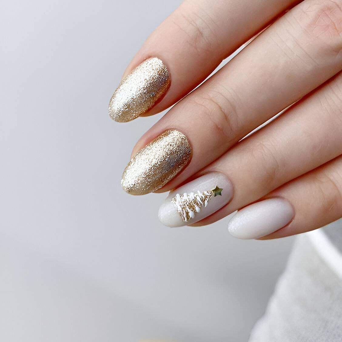 Festive Gold Nails