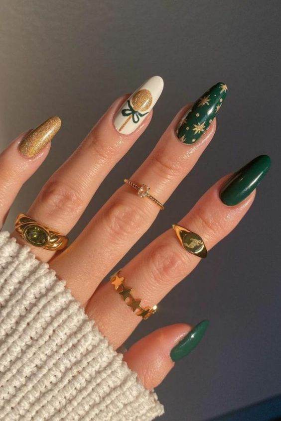 Gold And Green Christmas Nails