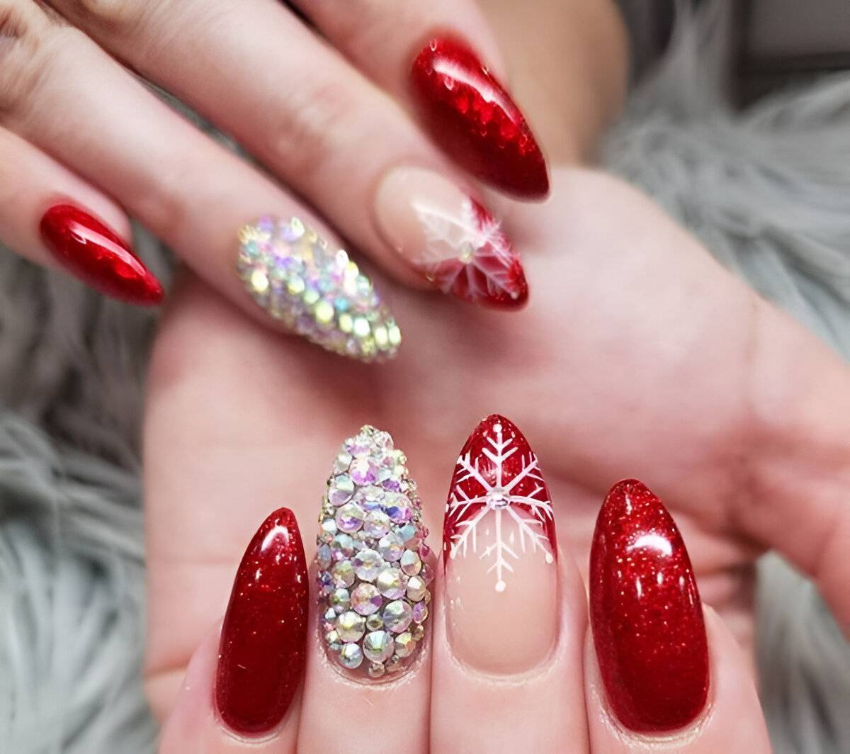 Sparkly Red Mani