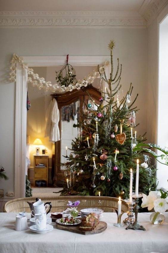 30 Stunning Christmas Decorating Ideas To Get Your Home Ready For The Festival - 205
