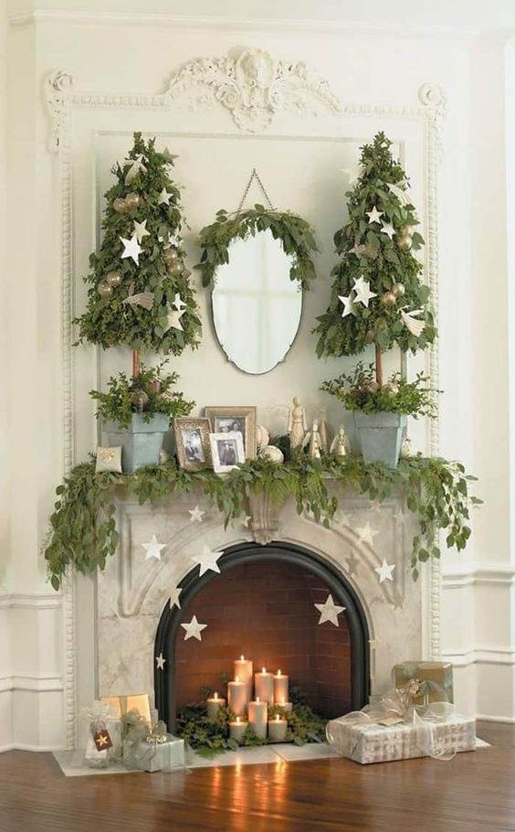 30 Christmas Mantel Ideas To Make Your Fireplace Sparkle And Shine - 243