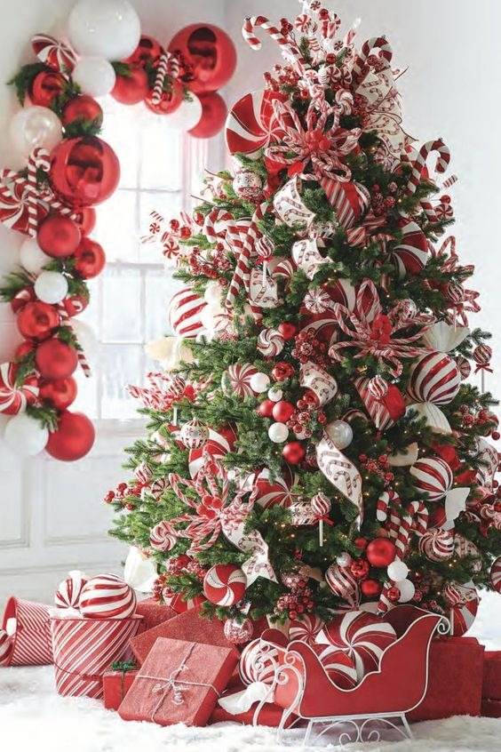 35 Christmas Tree Ideas To Make Your Home More Festive - 229
