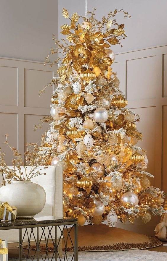 35 Christmas Tree Ideas To Make Your Home More Festive - 231