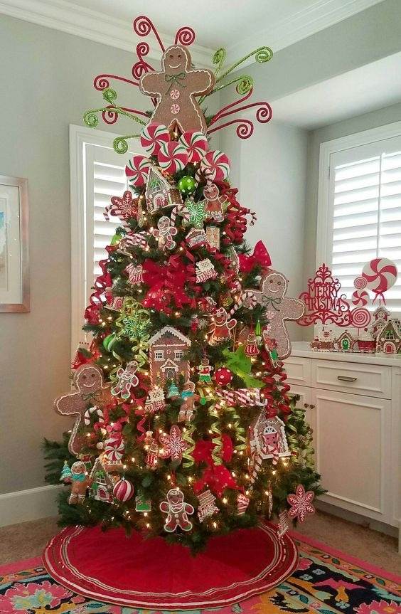 35 Christmas Tree Ideas To Make Your Home More Festive - 255