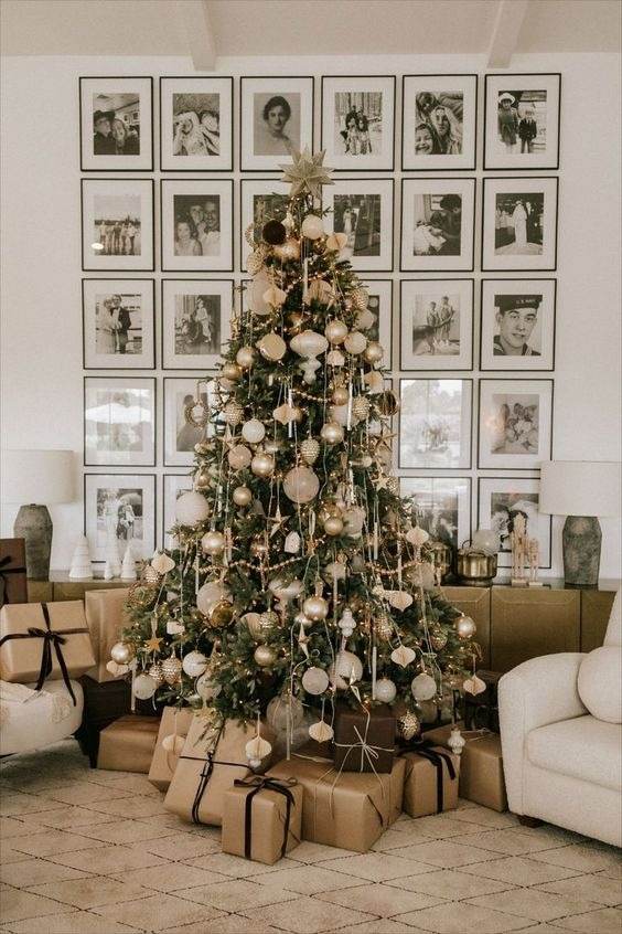 35 Christmas Tree Ideas To Make Your Home More Festive - 265