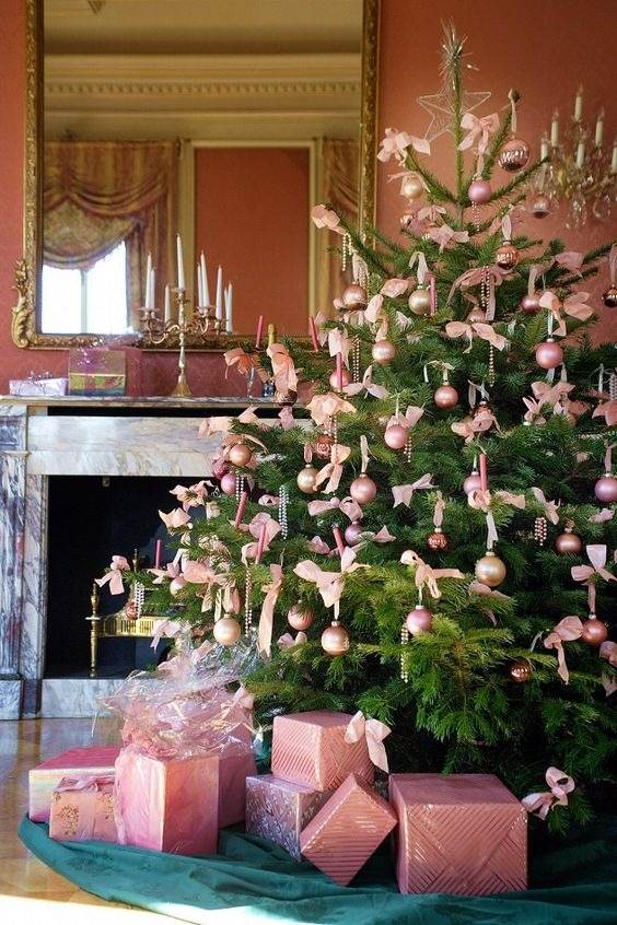 35 Christmas Tree Ideas To Make Your Home More Festive - 269