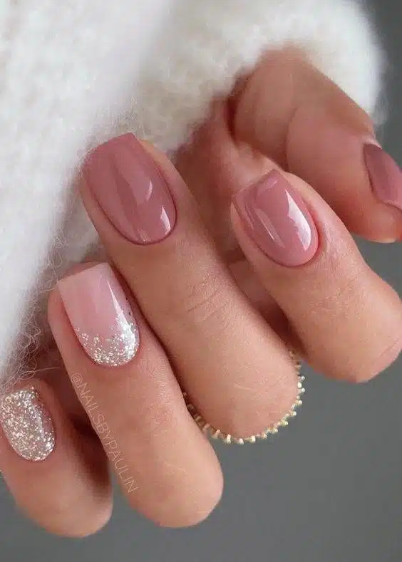 Simple Chic Short Nails